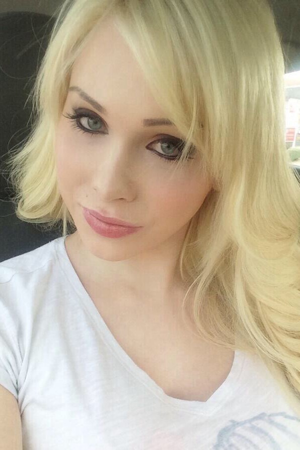 Or would you rather flirt with this barbie doll ?