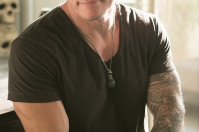 Domenic Kane Returns to Adult & Signs with OC Modeling 