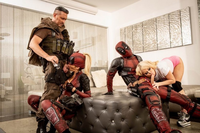 Jessica Drake & Nikki Delano Suck Some Cocks