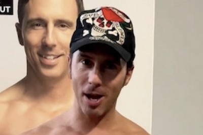 Reese Rideout Heads to Vegas for 4 Days of Events & Fans Can Buy Signed Bottles of His Cologne