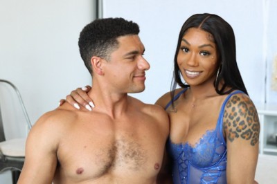 Andre Stone Makes Deep Lush Debut & Makes Sure Leilani Li Feels It All