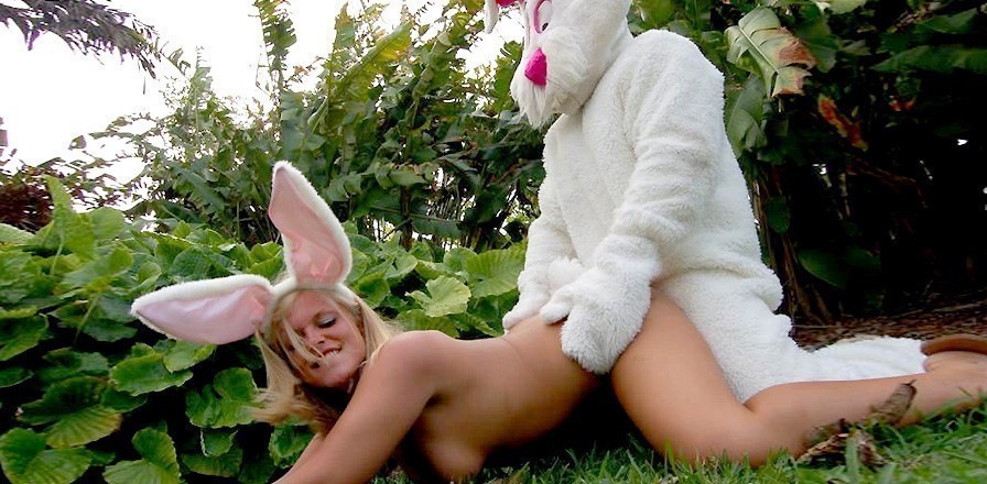 Funny Sexy Shit - Awful Shit: Easter Bunny Porn